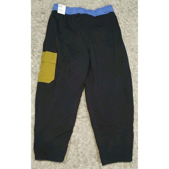 Women's Nike Cargo Sweatpants Concord Black FB2189-010 - Large NWT - Picture 9 of 12